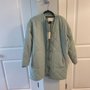 New mint universal thread coat